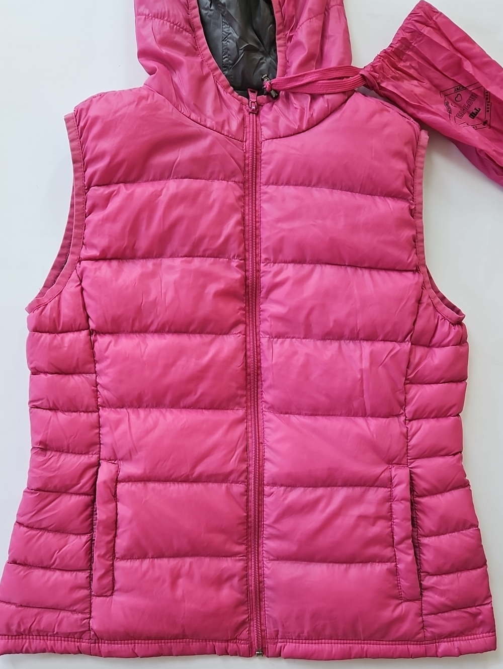 Girls Hooded Puffer Vest in Bright Pink